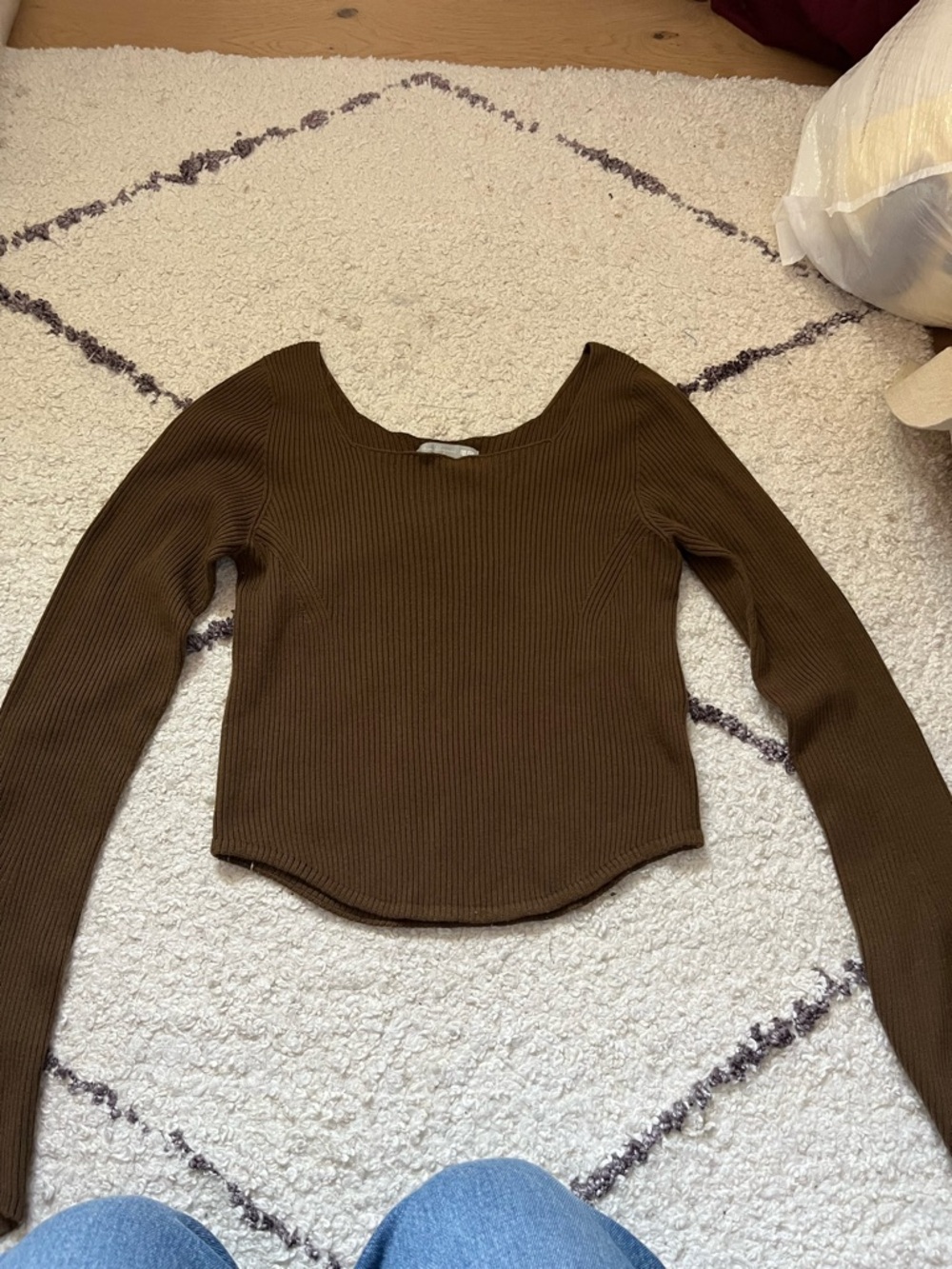 Uniqlo (Mame kurogouchi) Brown Ribbed Long Sleeve Scoop Neck Top